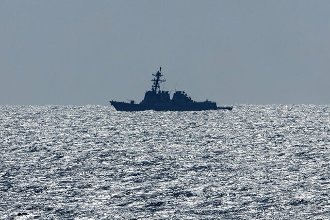 米国、ホルムズ海峡周辺のイラン標的に対する攻撃を実施－アクシオス