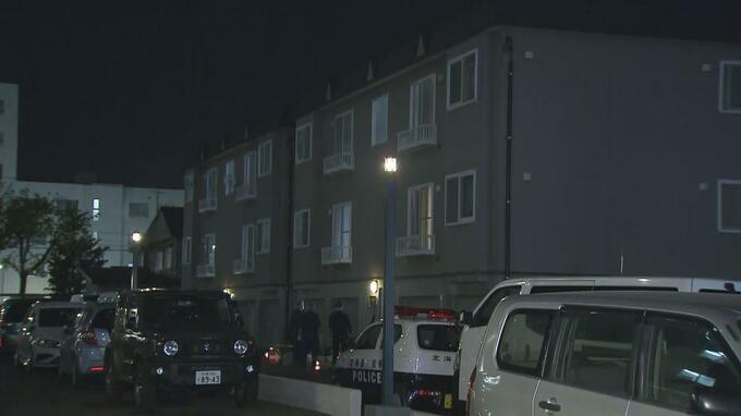 速報　女性が背中を刺されたか　息子とみられる男の身柄確保　殺人未遂容疑で事情聴く　札幌市豊平区　|　北海道のニュース｜HBC北海道放送