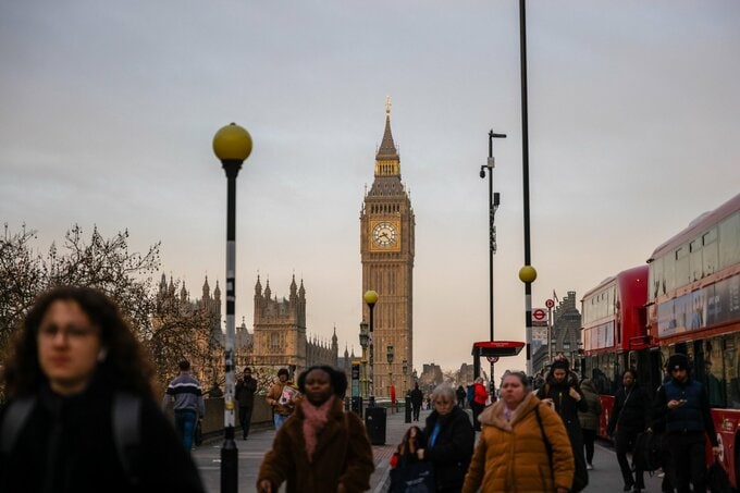 【欧州市況】英国債が下落、政治的不透明性を嫌気－株は小幅続落