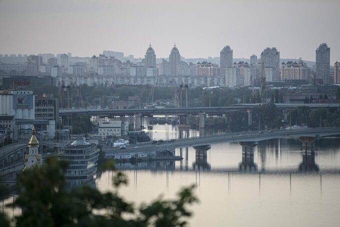 ロシアがキーウに大規模攻撃、1人死亡－米欧が事前に攻撃情報