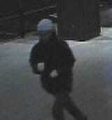 【最新】JR長野駅前の3人殺傷事件 男は線路沿いに西側へ逃走か 死亡の男性が最初に刺された可能性…その後バス停近くの男女刺したか 警察に通報した男性「刃物は細長い刺身包丁のような形状に見えた」 | SBC NEWS | 長野のニュース | SBC信越放送