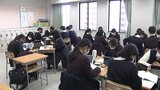 「今年の卒業生は入学時からマスク生活...」マスクなし卒業式ＯＫに校長も生徒も葛藤「下着と同様なので外さない」「３年間、顔見られていない相手も」|TBS NEWS DIG