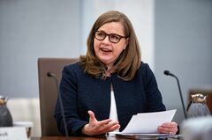 ボウマンＦＲＢ理事、追加利下げは慎重に－インフレリスク根強く| TBS CROSS DIG with Bloomberg