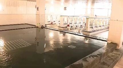 風呂 高校 高校の寮の風呂を使用、売店で食料品も購入可能」ボランティアの