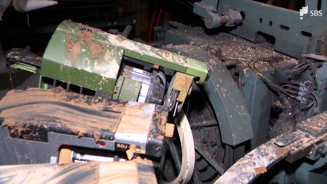 「心が折れそう」竜巻で伝統の遠州織物に被害 創業77年の工場で織機10機が水浸しに=静岡・牧之原市|TBS NEWS DIG