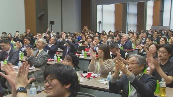 日本の宇宙ベンチャー「ispace」月着陸船の打ち上げ成功　5月末か6月初旬に再挑戦となる月面着陸へ　月の砂採取成功なら世界初の月資源の商取引になる可能性|TBS NEWS DIG