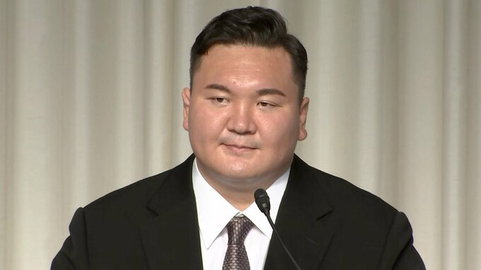 白鵬翔氏が会見「協会の中ではなく外の立場から相撲の発展に力注ぐことが良いと判断」今後は「相撲を世界に広めていく活動」|TBS NEWS DIG