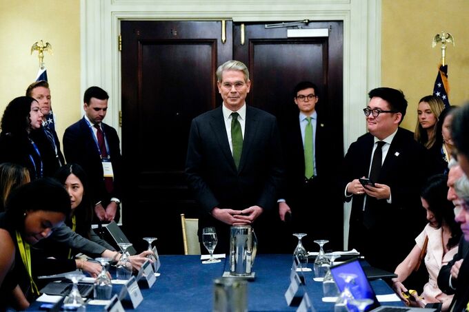 対中関税引き下げ案、トランプ氏から一方的提示ない－米財務長官