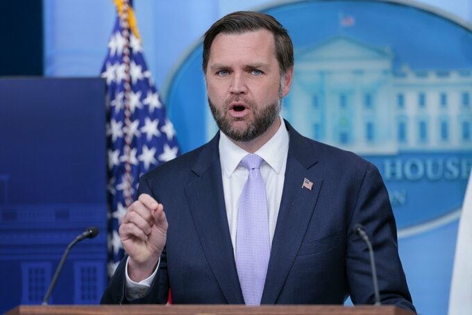 トランプ氏、自身では株売買せず－バンス副大統領が批判に反論