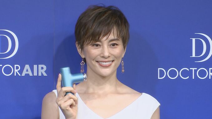 【米倉涼子】＜イメチェン＞ベリーショートに純白ワンピ「早く来たな、夏」|TBS NEWS DIG
