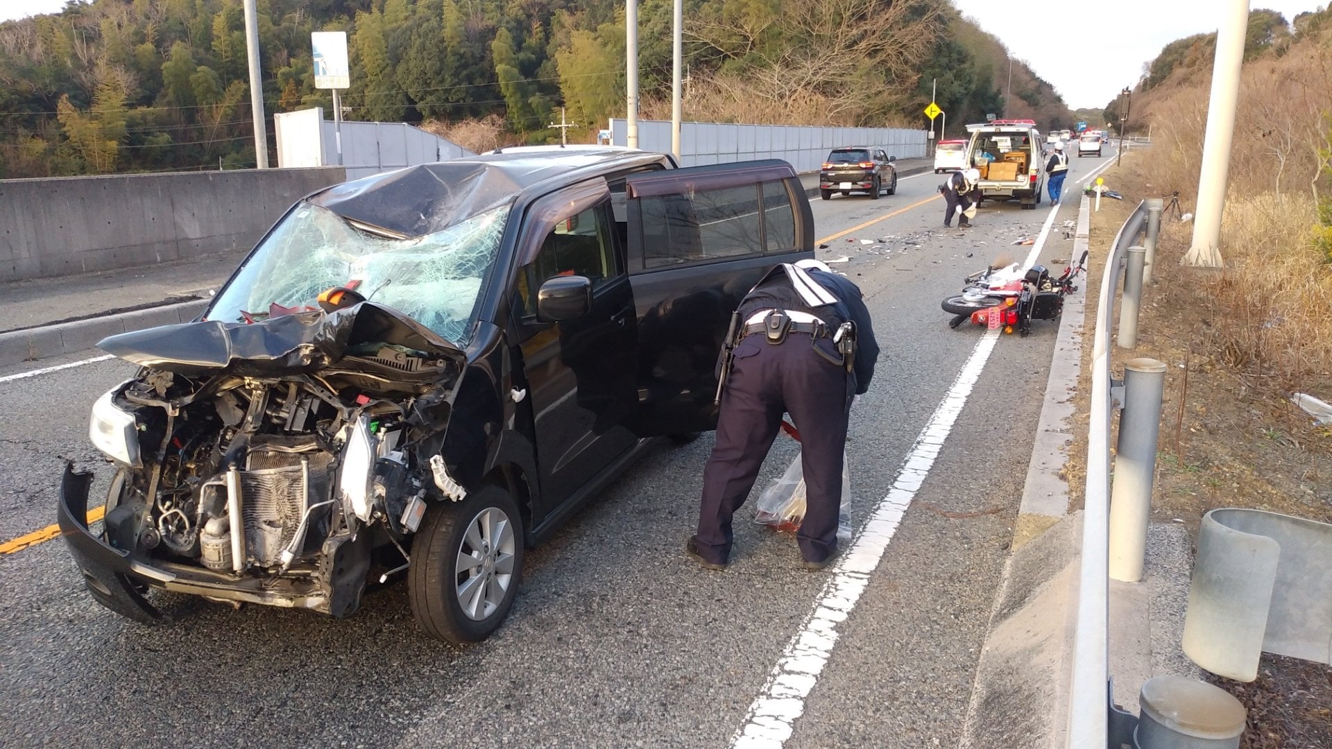 国道2号で軽乗用車とバイクが衝突 バイクの男性が死亡 山口・山陽