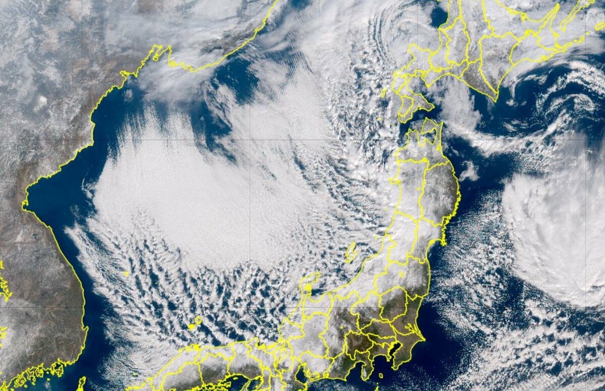 【強烈寒波】日本海側は11日にかけても積雪 増える見込み【大雪と雨のシミュレーション 14日まで】交通機関の乱れ、路面の凍結、雪崩、屋根からの ...