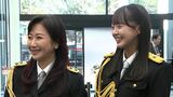 歌手の伍代夏子さんとSTU48の福田朱里さんが銀行で特殊詐欺被害防止の啓発活動【香川・高松市】|TBS NEWS DIG