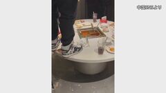 中国・上海の有名火鍋店で客が放尿　警察が少年2人の身柄拘束　店は飲食代の10倍の補償金支払い| TBS CROSS DIG with Bloomberg