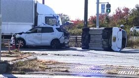 国道1号で大型トラックや乗用車など9台が関係する事故 7人が病院に運ばれる＝浜松市中央区篠原町|TBS NEWS DIG