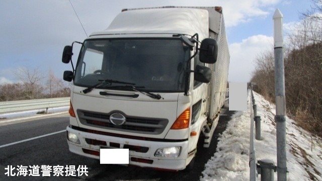 左リアのダブルタイヤ2本が次々と…高速道を走行中の大型トラックから、運転の60代男性「11月自分で交換、増し締めもした」北海道森町・道央道|TBS NEWS DIG