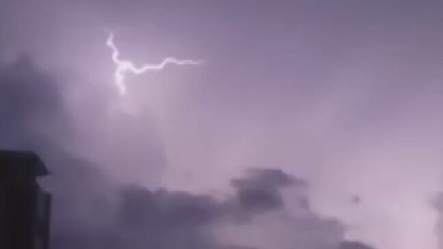 「ガラスが割れる音…もう一瞬で火が回って」落雷直後に民家火災　突然の雷で火災を防ぐには…消防に聞いてみると|TBS NEWS DIG