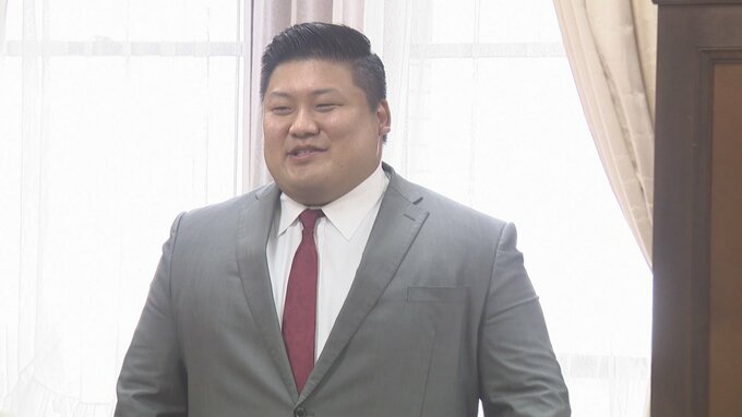「日本記録でメダルを獲得したい」パリ五輪ウエイトリフティング競技の村上英士朗選手　新田知事に活躍誓う　富山　|　富山のニュース｜天気・防災｜チューリップテレビ