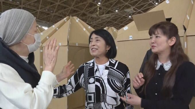 「元気な顔を見てホッ」 佐藤直子さんと南野陽子さんが七尾市の避難所を訪問|TBS NEWS DIG