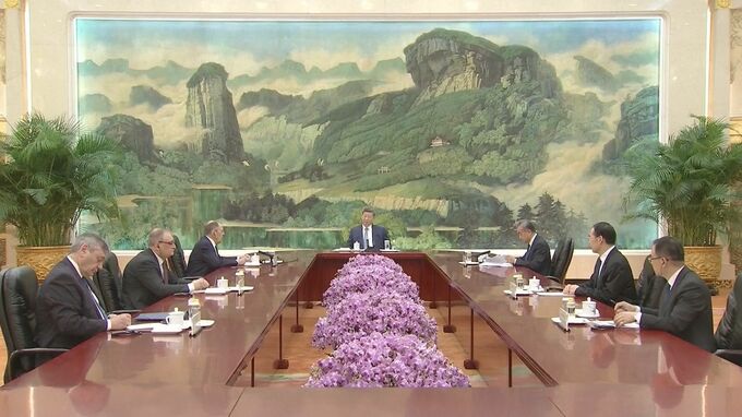 習近平国家主席とロシア外相が会談　両国の連携強化を確認