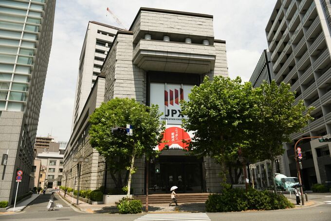 【日本市況】米関税懸念で株式続落、円上昇－10年入札控え債券下落