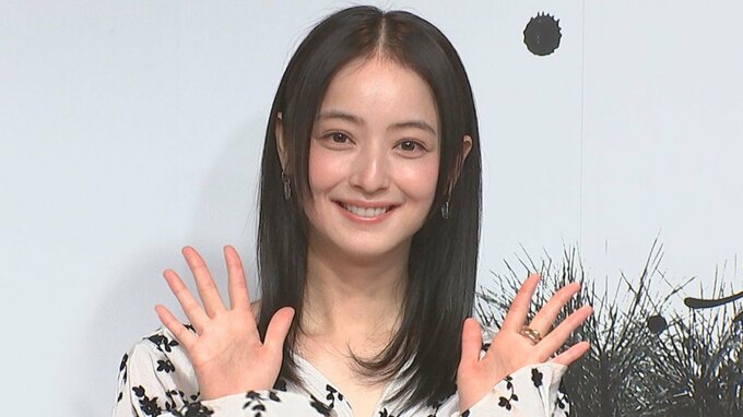 芸能生活20周年【 佐々木希 】〝秋田弁が抜けなくて〟デビュー当時の苦労を回想　〝人生いろいろ。自分らしくナチュラルに〟|TBS NEWS DIG