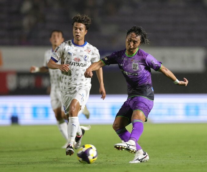 藤枝MYFC 浅倉廉の同点弾も2戦勝ちなし 17位大分と1-1【J2リーグ第29節速報】|TBS NEWS DIG