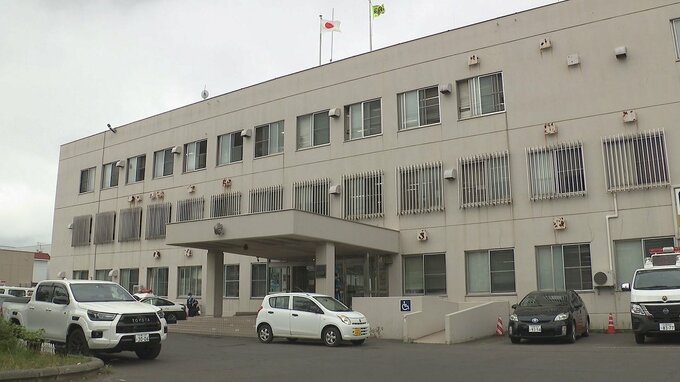 20代女性が温泉施設で休憩していると…《不同意性交等事件》見知らぬ男が隣に近づき、体を触って逃走　警察が30代くらいの男の行方を追う|TBS NEWS DIG