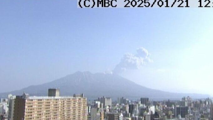 桜島で爆発的噴火　噴煙１５００ｍ　鹿児島【降灰予報23日午前3時まで】　|　鹿児島のニュース｜MBC NEWS｜南日本放送