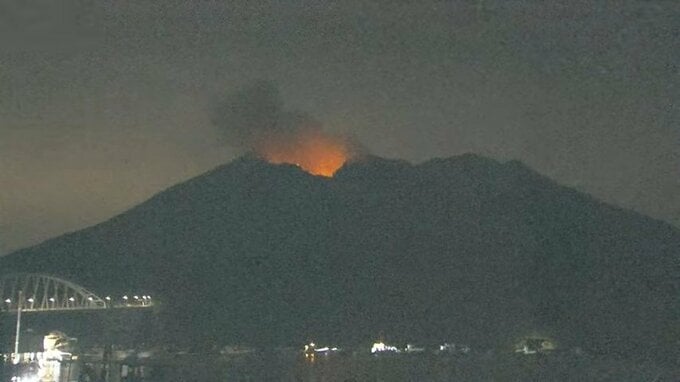 桜島で爆発的噴火　噴煙１０００ｍ　鹿児島　|　鹿児島のニュース｜MBC NEWS｜南日本放送
