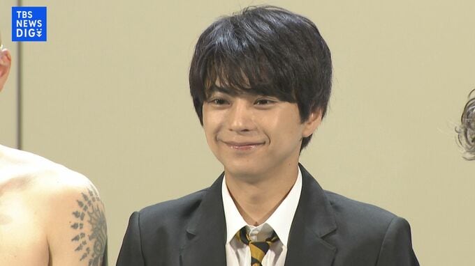 【Sexy Zone佐藤勝利】主演舞台「モンスター・コールズ」が4年ぶりに開幕　帝国劇場での恐怖体験を明かすも「帝国劇場はいい劇場です」とフォロー|TBS NEWS DIG