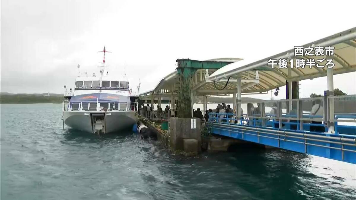 台風24号の影響で海や空の便に乱れ　鹿児島