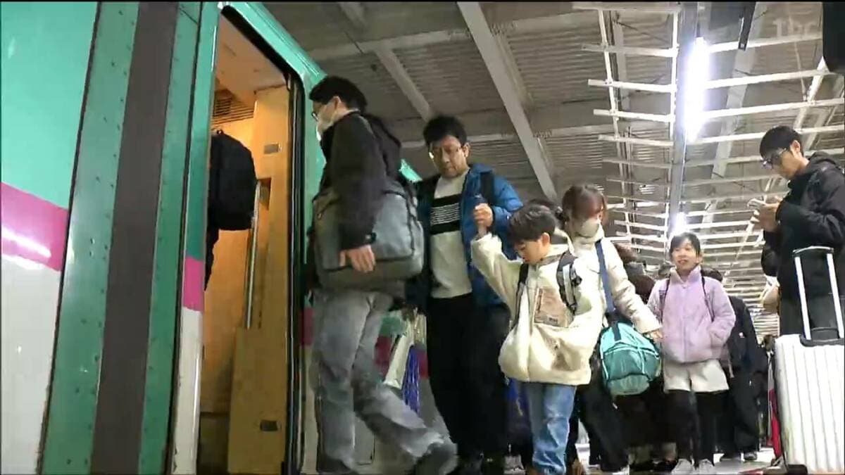 年末年始の連休最終日 新幹線のUターンラッシュはきょうも続く 宮城
