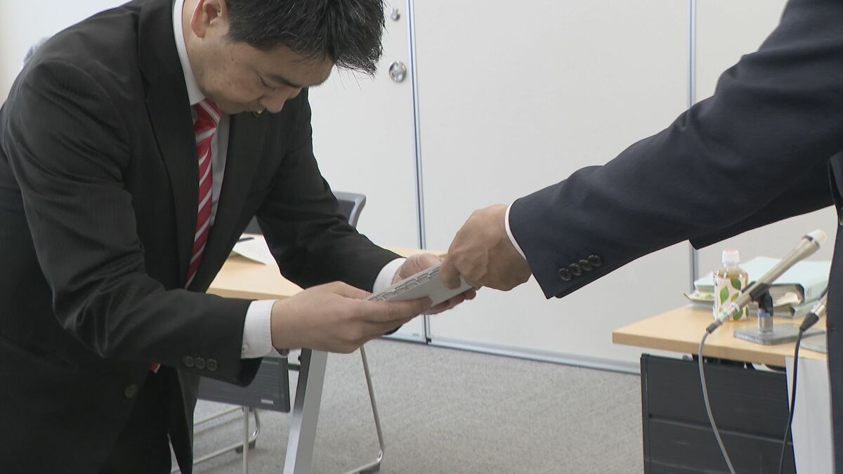 中学プール更衣室での盗撮事件受け 将来的な「隠しカメラ探査機」導入を提言 愛知・みよし市が報告書まとめる 来春から市内12の小中学校で防犯カメラ194台の運用開始へ