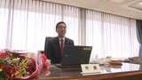 福岡県福津市の福井崇郎・新市長(37)が初登庁 | 福岡のニュース|RKB NEWS|RKB毎日放送