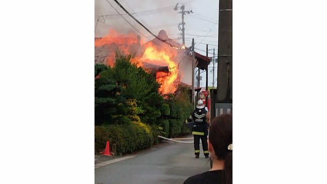 高齢の女性が一人暮らしか 山形市飯塚町の民家で火災 ケガ人や逃げ遅れの情報なし|TBS NEWS DIG