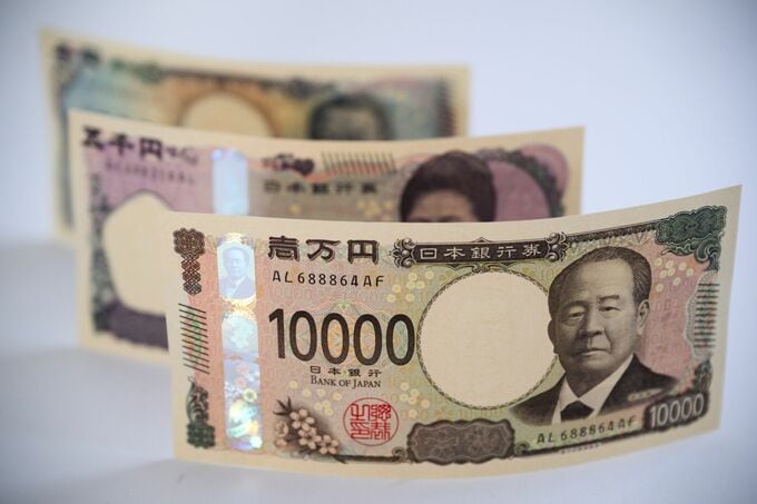 円は対ドルで147円台前半に上昇、株安でリスク回避の買い優勢