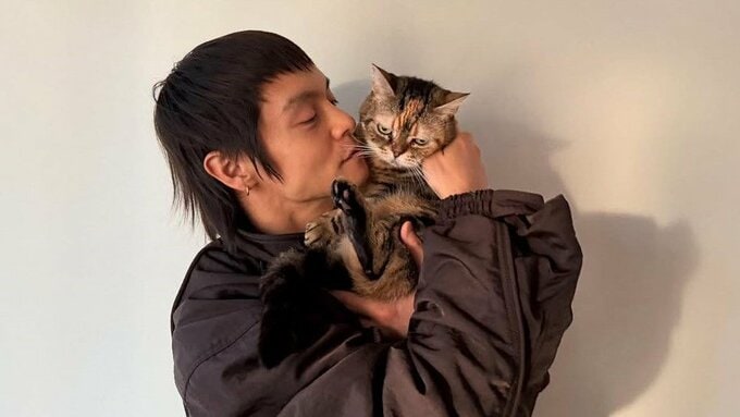 【窪田正孝】愛猫と共に「よろしゅう」新年の挨拶にフォロワーから「かわいい」が渋滞|TBS NEWS DIG