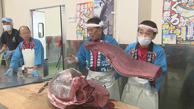 「最高のマグロです」クロマグロ１本まるまる使った授業…体長190センチ、重さ96キロ　|　BSSニュース | BSS山陰放送