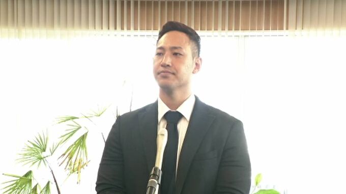 大阪桐蔭元主将が代表 野球経験者の転職を支援する会社がグローブなど野球道具を地元の子ども達に寄贈　|　石川県のニュース｜MRO北陸放送