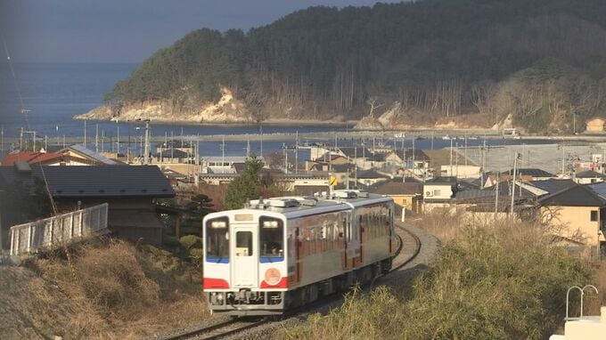 家計負担の軽減へ支援継続　東日本大震災の被災地に住む児童生徒らの通学定期券補助　2028年度まで延長　三陸鉄道と路線バス対象　岩手|TBS NEWS DIG