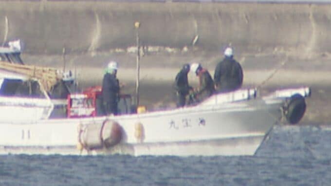 徳山下松港で発見の不発弾…金属反応確認の周辺１０か所で潜水調査始まる　山口・周南　|　山口のニュース・天気・防災｜tys NEWS｜ｔｙｓテレビ山口