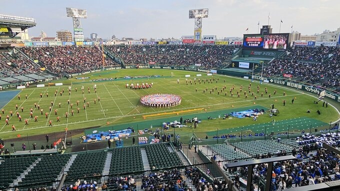 甲子園ボウル　初の関西対決で立命館大学が連覇　関学は記録更新ならず【立命館　38－14　関西学院】|TBS NEWS DIG
