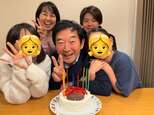 【 東尾理子 】　夫・石田純一さん誕生日　家族で祝福　「72歳　おめでとう　ゴルフ好きにはたまらない年かな」|TBS NEWS DIG