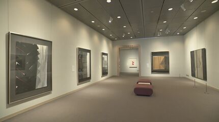 107歳で亡くなった美術家 篠田桃紅の作品展「にじみ」や「かすれ