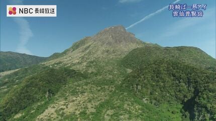 34年前の大火砕流惨事で43人が犠牲となった雲仙・普賢岳と当時の報道陣
