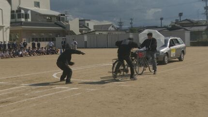 【中古】 小学校・中学校野外観察の基本事項と事故防止 鈴木秀三郎 ,赤松弥男 中古】 小学校・中学校野外観察の基本事項と事故防止 鈴木秀三郎