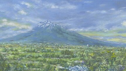 津軽人にとって特別な存在」“津軽富士”岩木山を題材に描き続けて300点