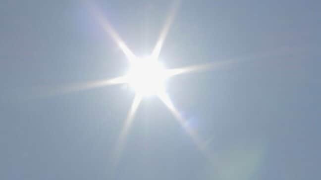 今年の熱中症搬送者数10万人超え 5月1日から9月28日までの間　記録的猛暑が影響か　総務省消防庁|TBS NEWS DIG