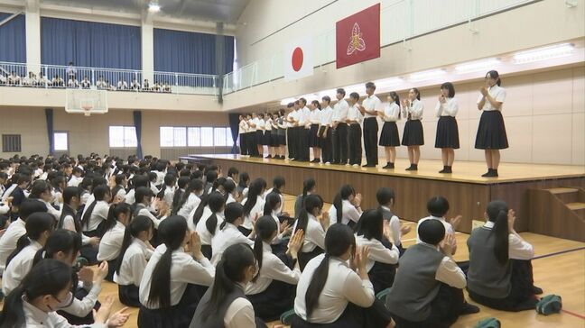 鳥取城北高校で始業式　インターハイで活躍した部活動も成果報告|TBS NEWS DIG